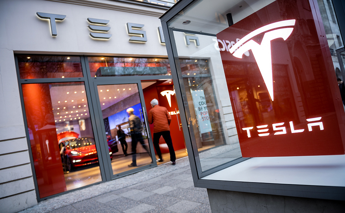 Падение акций Tesla