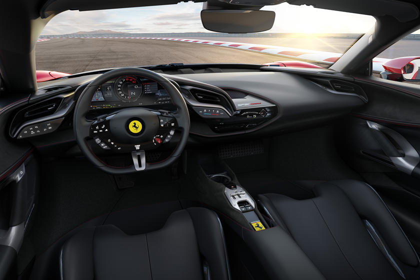 интерьер Ferrari SF90 Stradale