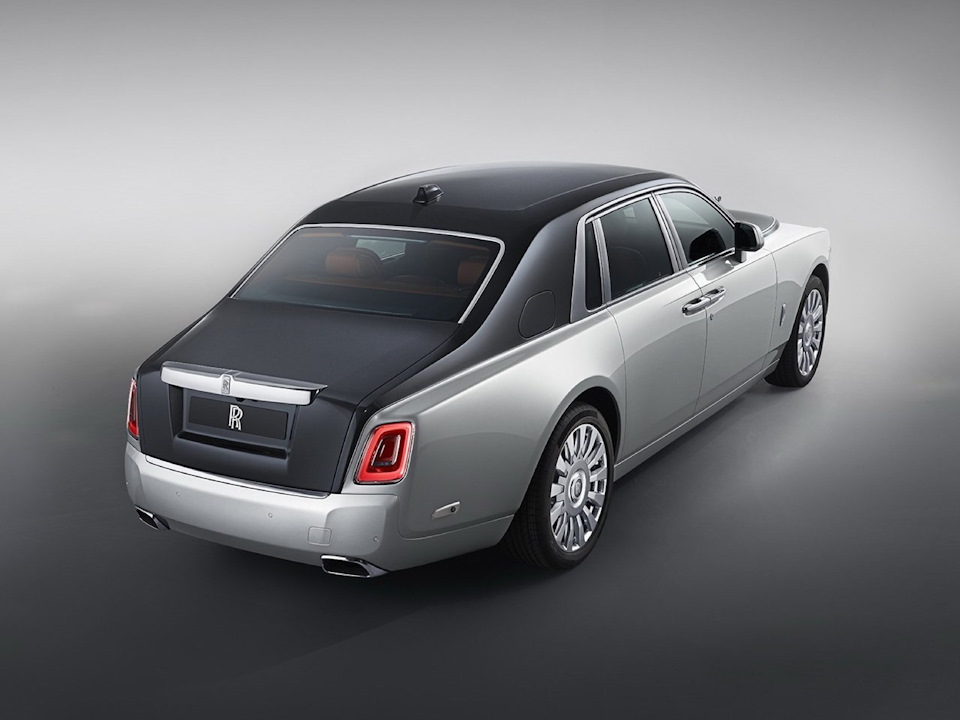 Rolls Royce Phantom фото