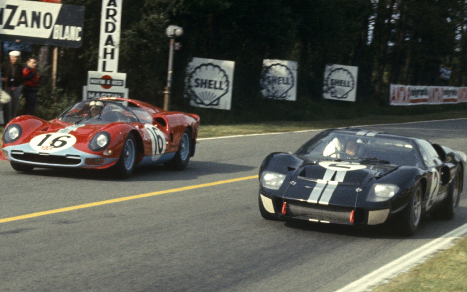  Ford и Ferrari в Ле-Мане 1966 года