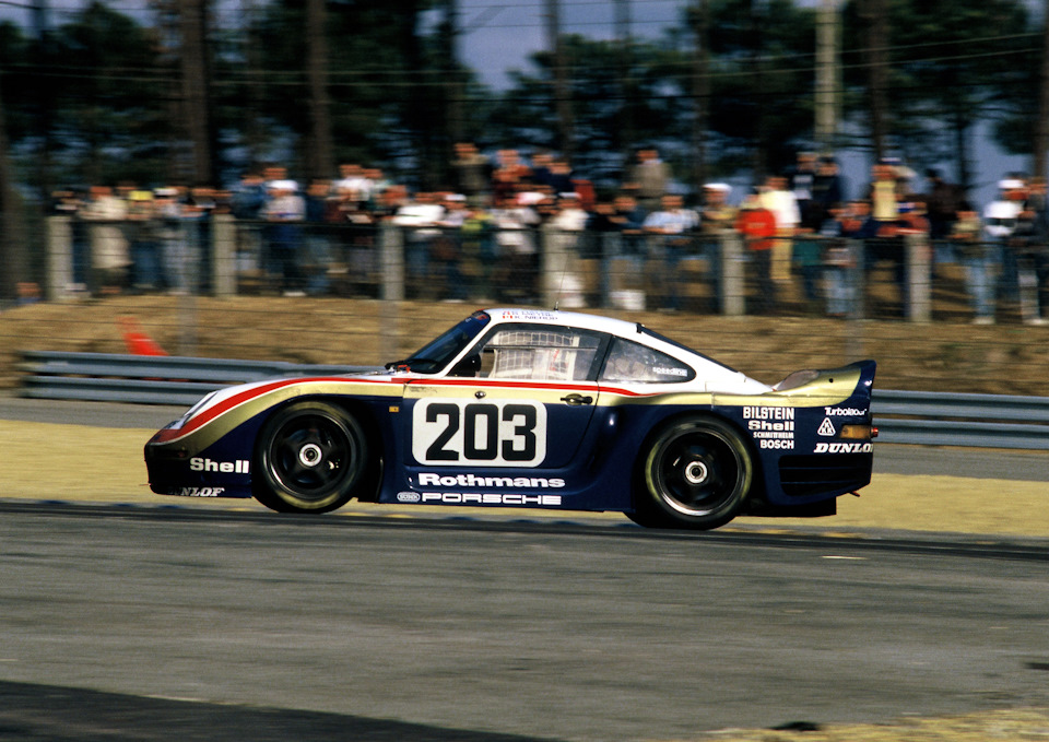 Porsche 961 экипажа Рене Метж/Клод Халди/Кис Нироп во время «24 часов Ле-Мана» ’87.
