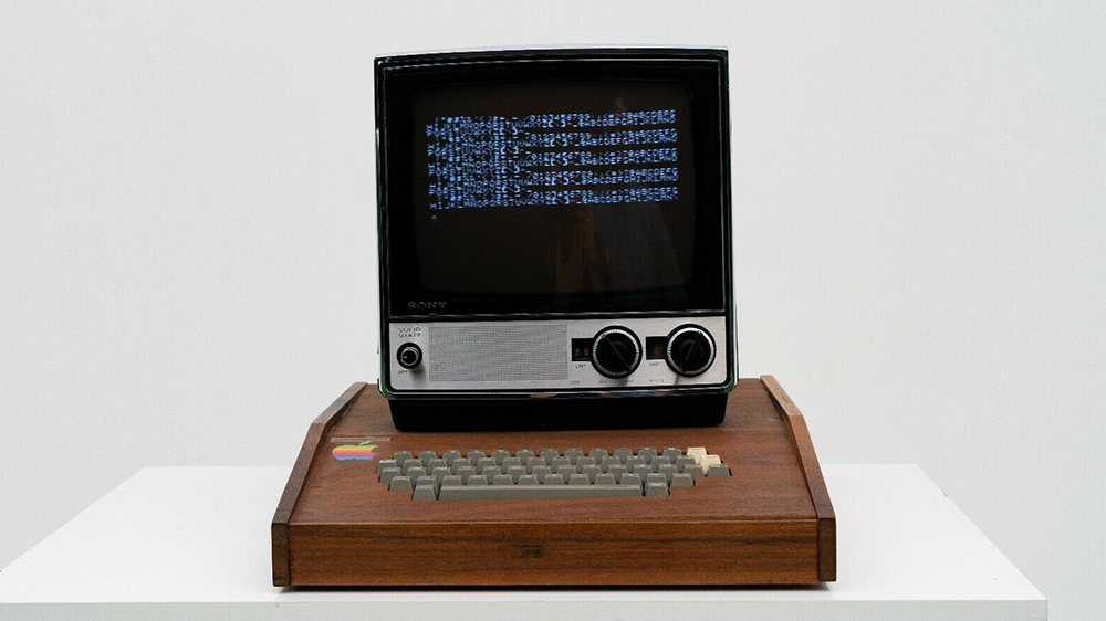 первый компьютер Apple