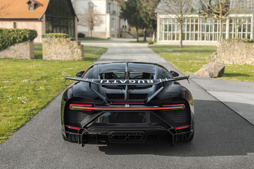 обзор Bugatti Chiron Pur Sport